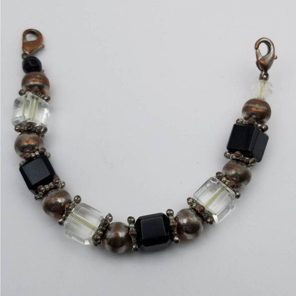 ‎Childs edgy beaded bracelet